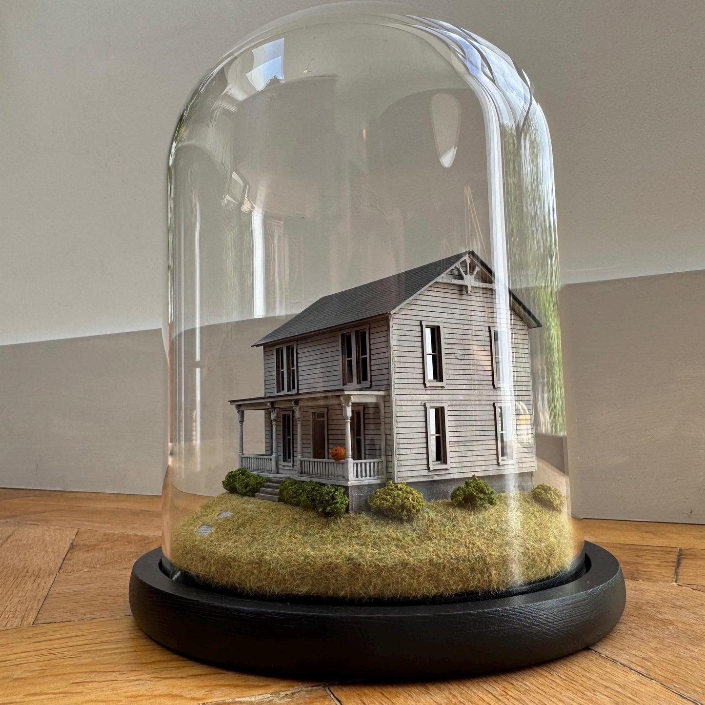 Model of Halloween Michael Myers movie house in glass dome. Halloween 1978