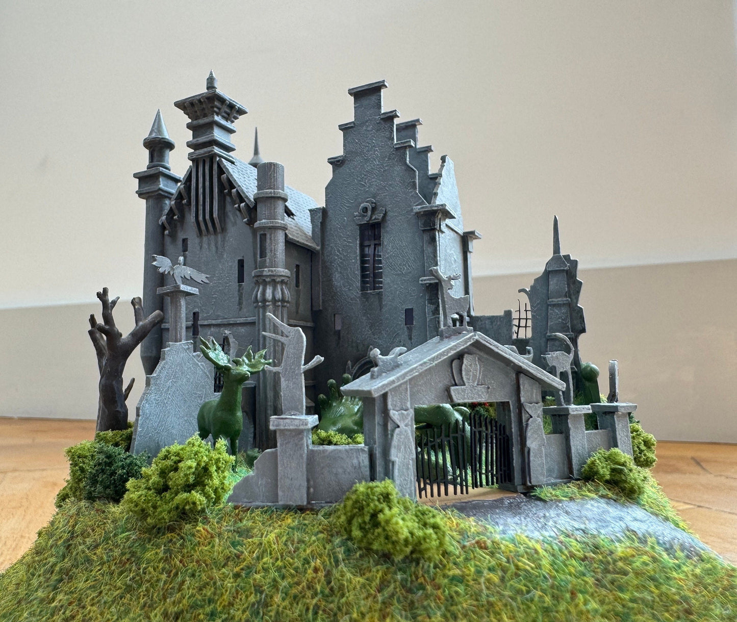 Model miniature Edward Scissorhands Castle in glass dome. Tim Burton