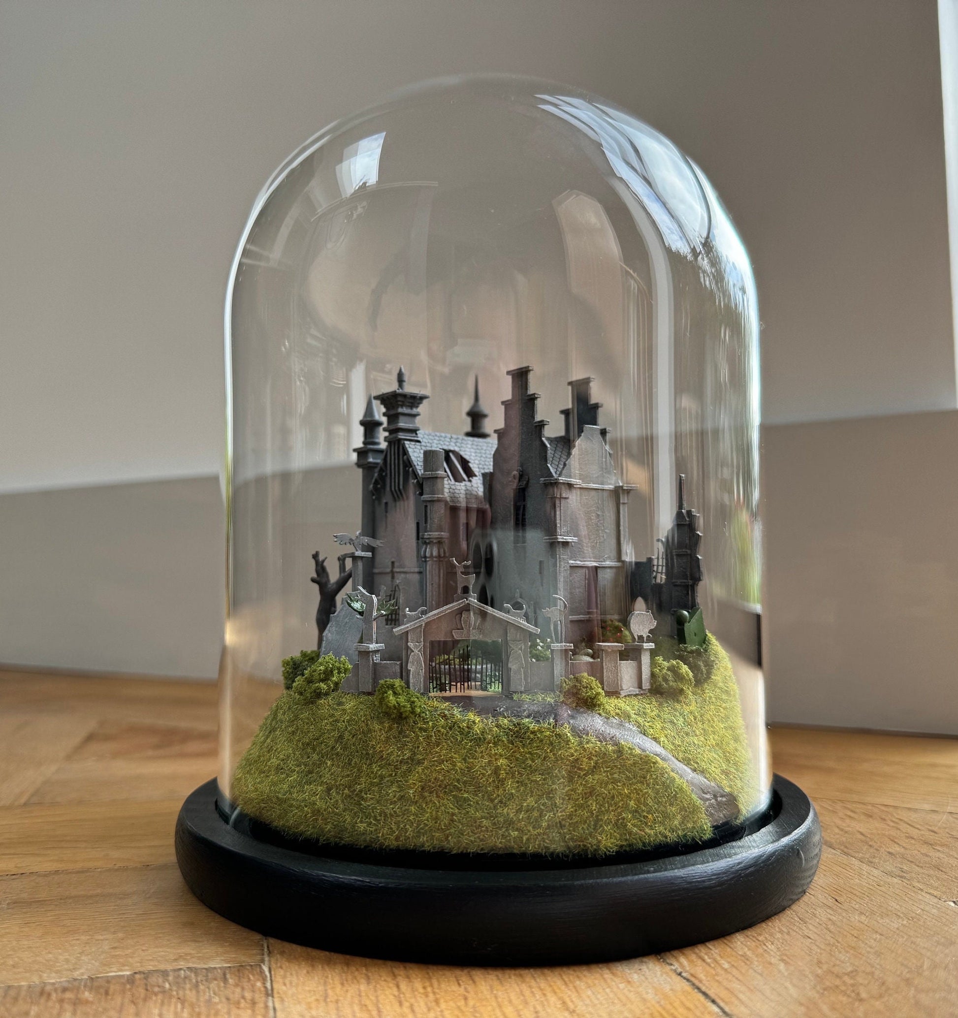 Model miniature Edward Scissorhands Castle in glass dome. Tim Burton