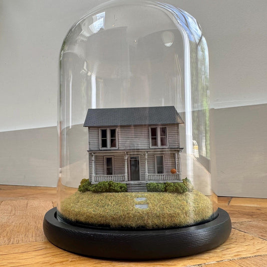 Model of Halloween Michael Myers movie house in glass dome. Halloween 1978